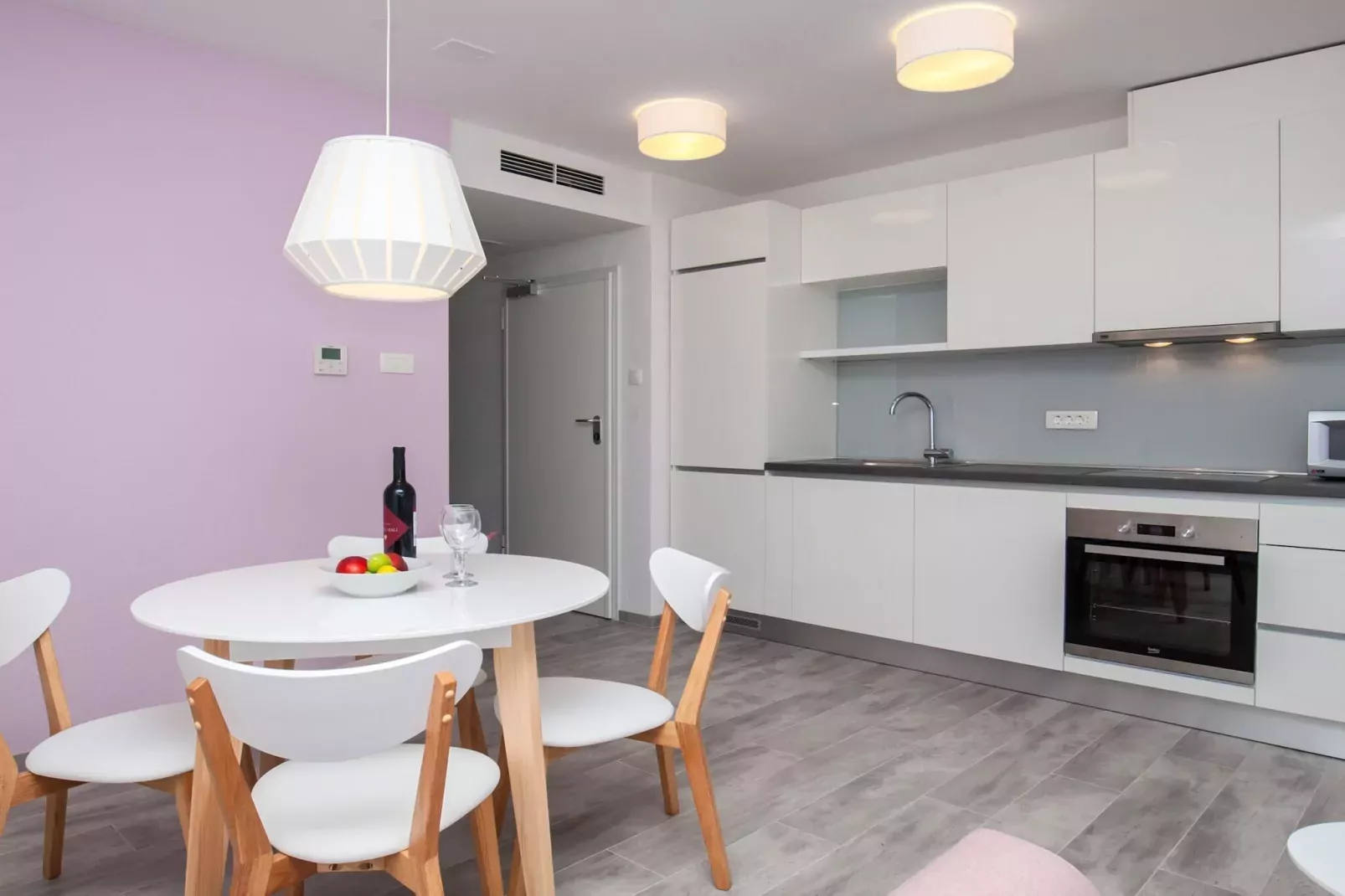 Apartments Dva Galeba - Standard One Bedroom Apartment with Partial Sea View (106)-Dining room