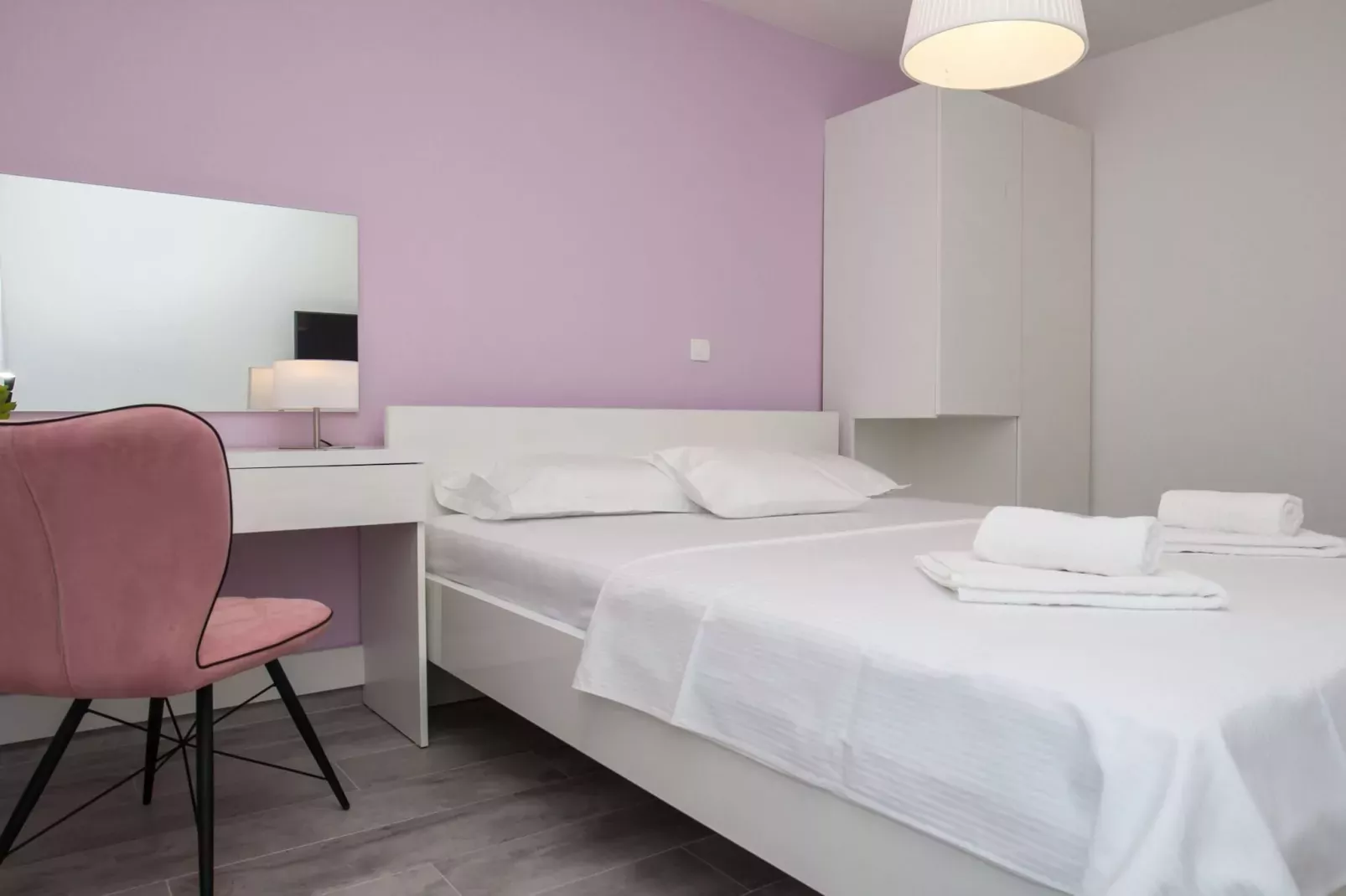 Apartments Dva Galeba - Standard One Bedroom Apartment with Partial Sea View (106)-Bedroom