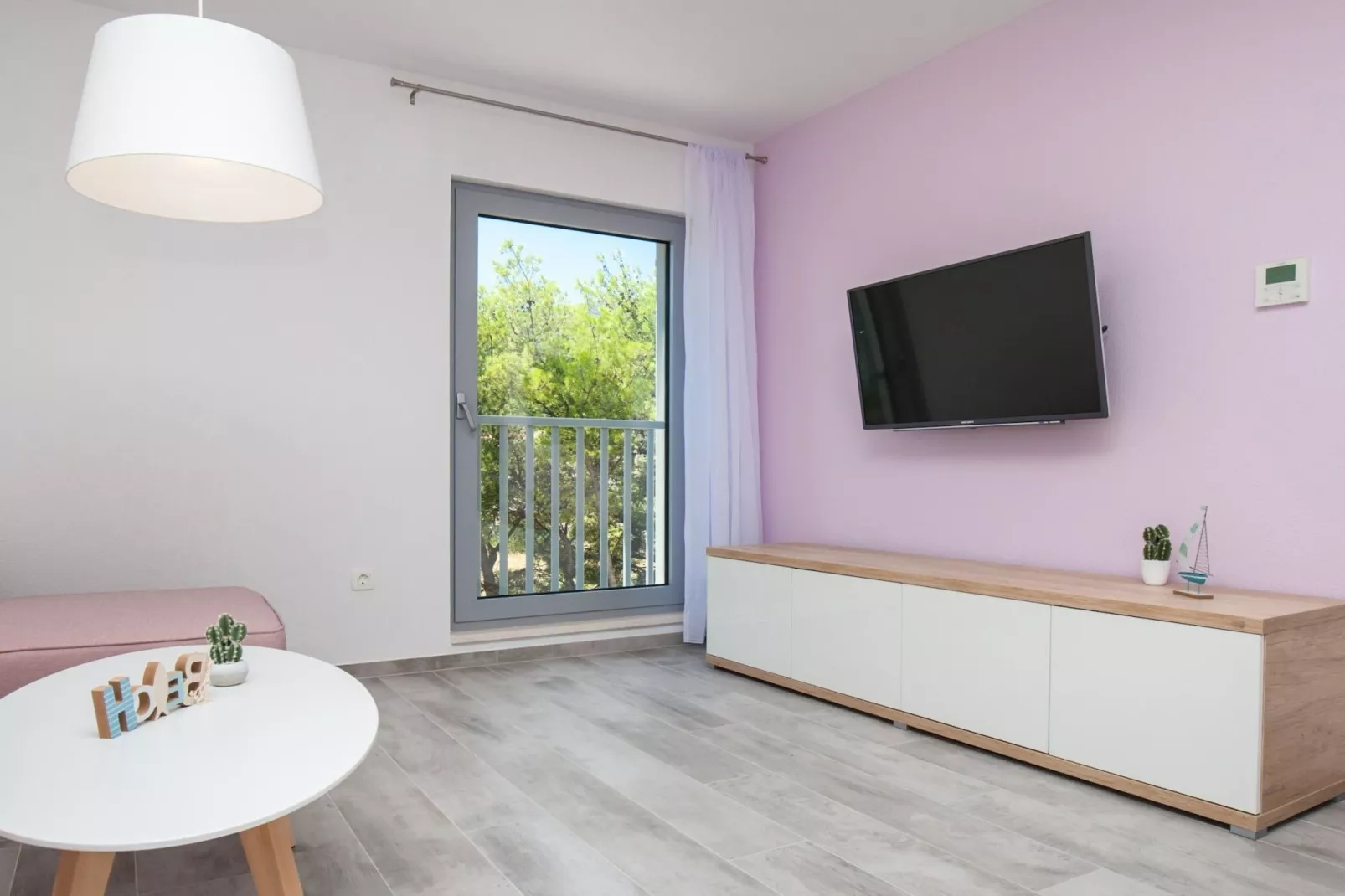 Apartments Dva Galeba - Standard One Bedroom Apartment with Sea View (203)-Living room