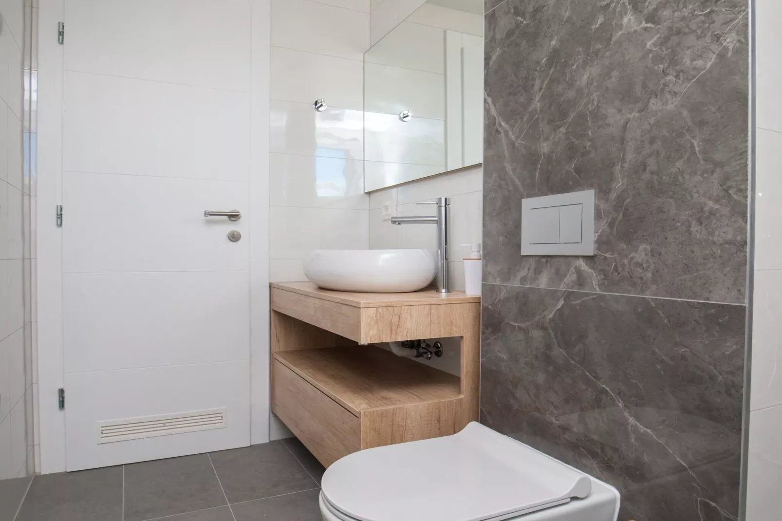 Apartments Dva Galeba - One Bedroom Apartment with Sea View (204)-Bathroom