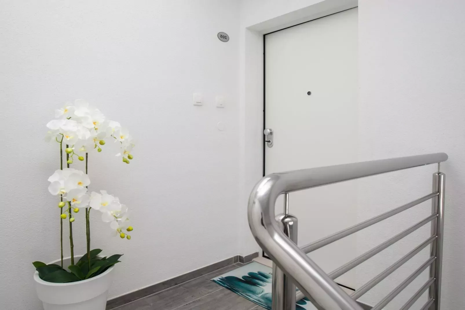 Apartments Dva Galeba - Comfort One Bedroom Apartment with Sea View (205)-Palier