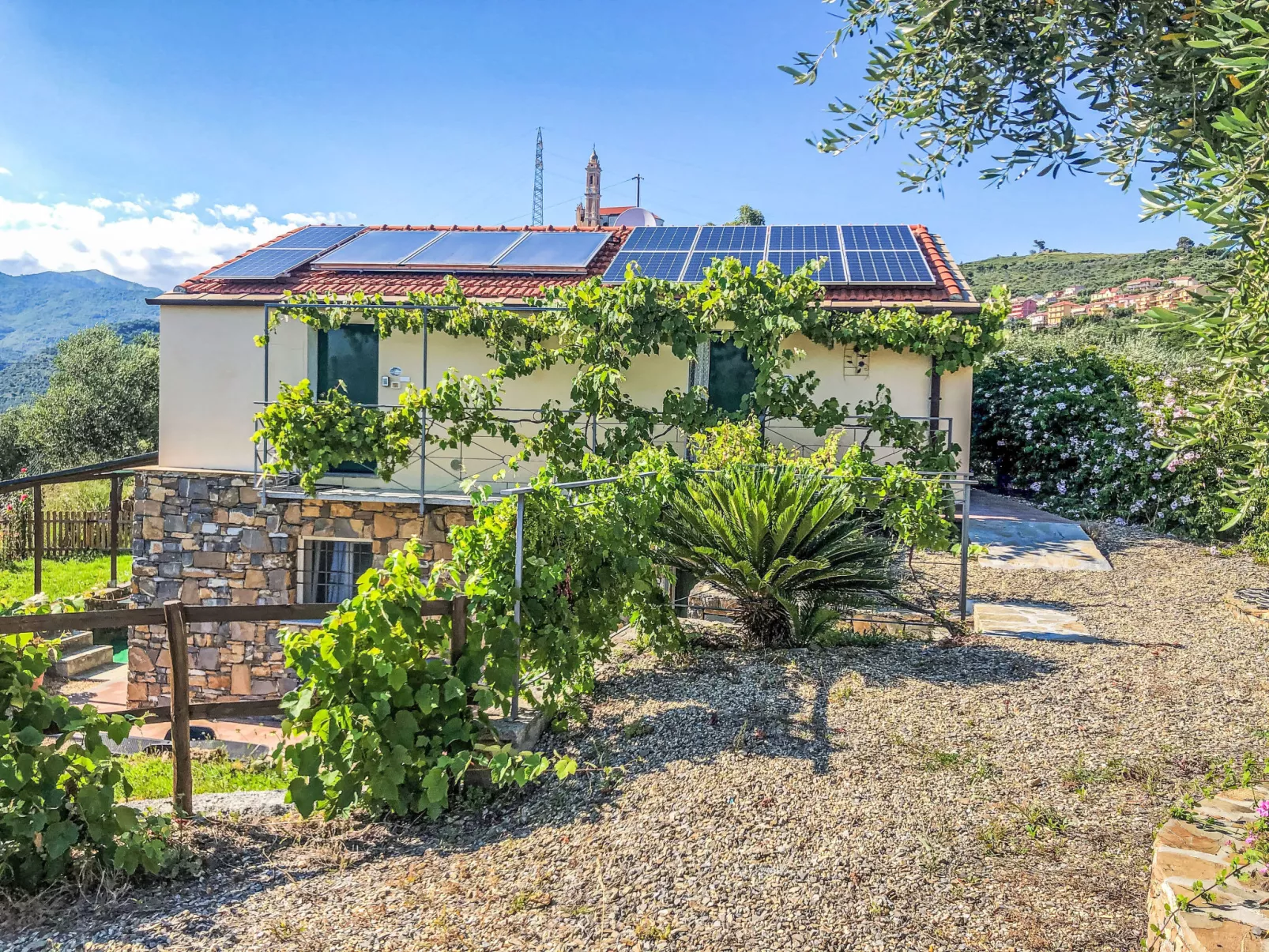Olive Lodge-Outside