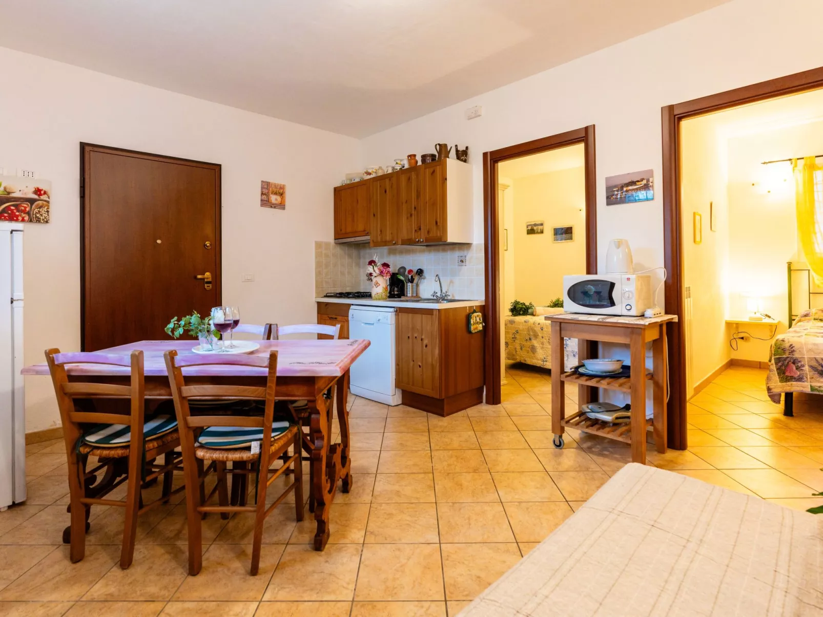 Olive Lodge-Inside