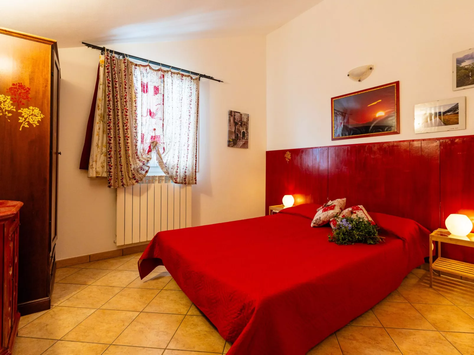 Olive Lodge-Inside