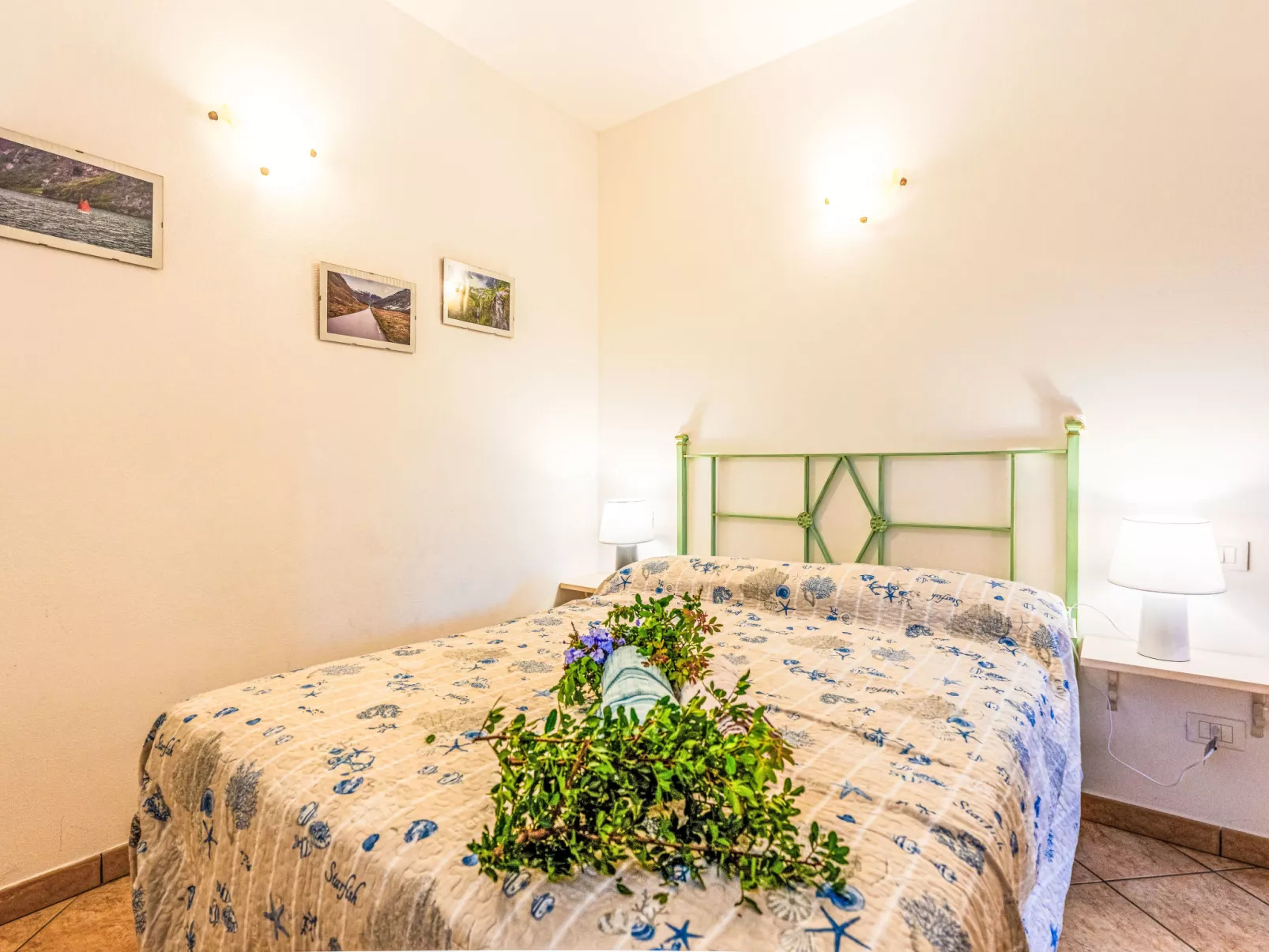 Olive Lodge-Inside