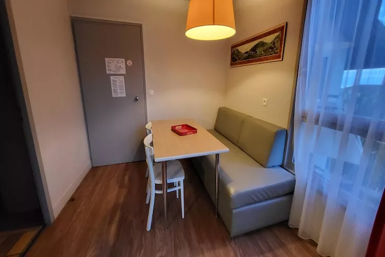Evian-les-Bains- Appartement 4 Pièces 7 Personnes 1  bébé 2 salles d'eau-Living room