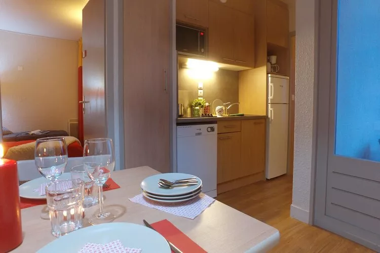 Evian-les-Bains- Appartement 4 Pièces 7 Personnes 1  bébé 2 salles d'eau-Dining room