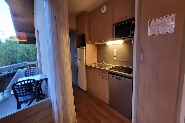 Evian-les-Bains- Appartement 4 Pièces 7 Personnes 1  bébé 2 salles d'eau-Kitchen