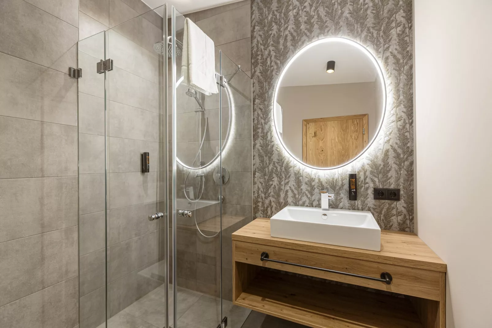 Zillertal Suites 5-Bathroom