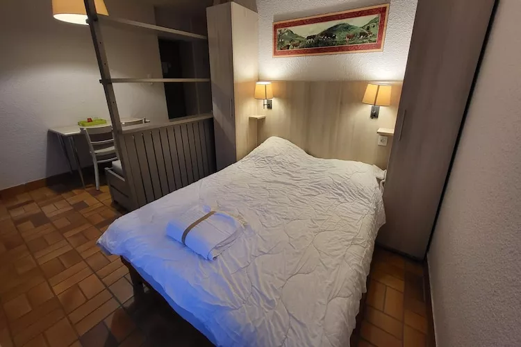 Evian-les-Bains- Appartement 4 Pièces 7 Personnes 1  bébé 2 salles d'eau-Bedroom