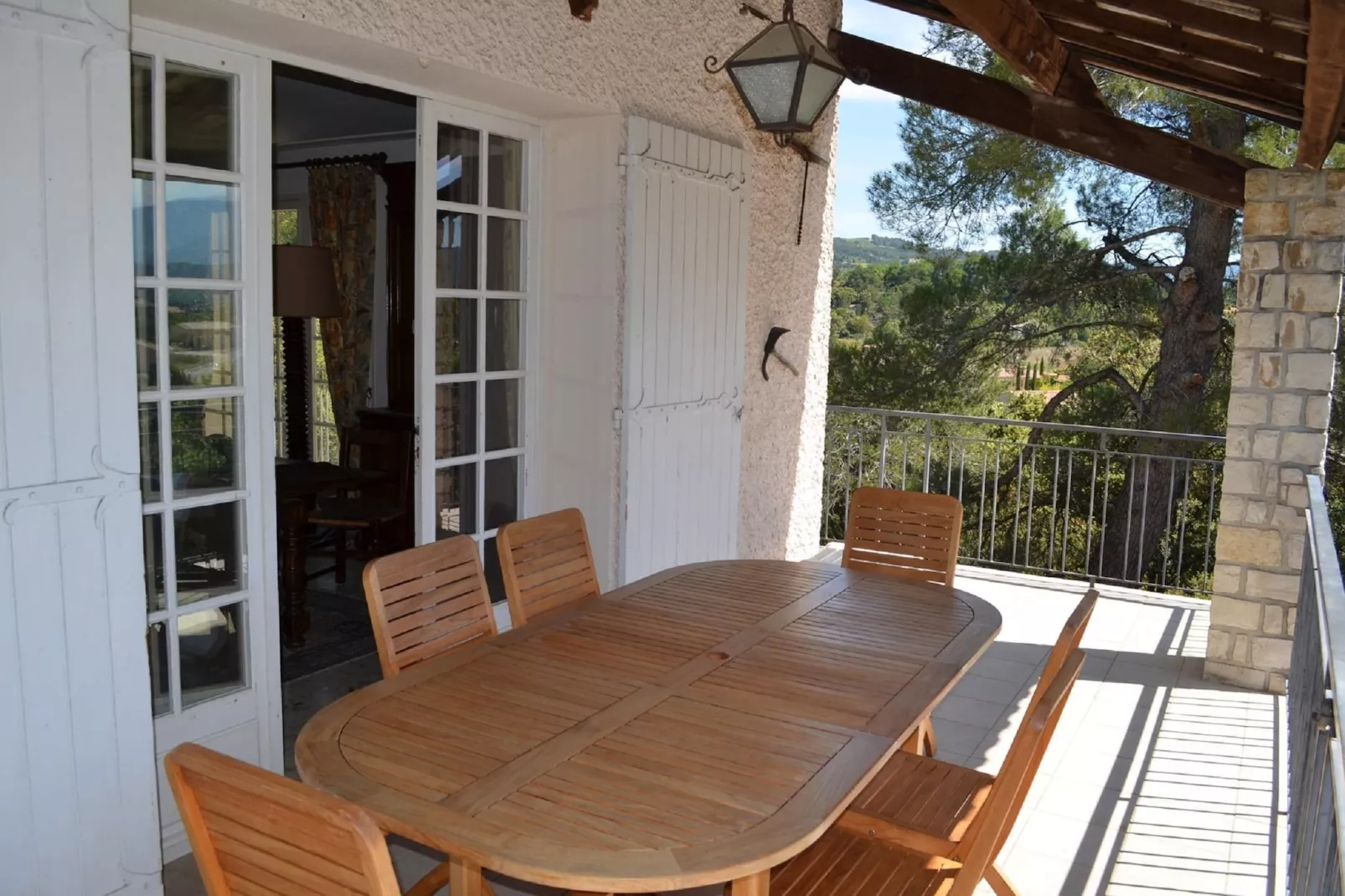 Villa les Combettes-Terrace balcony