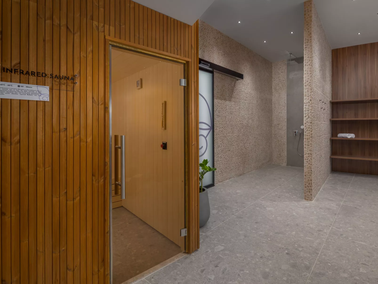 Luxury Beachfront Villa Porto Bus-Inside
