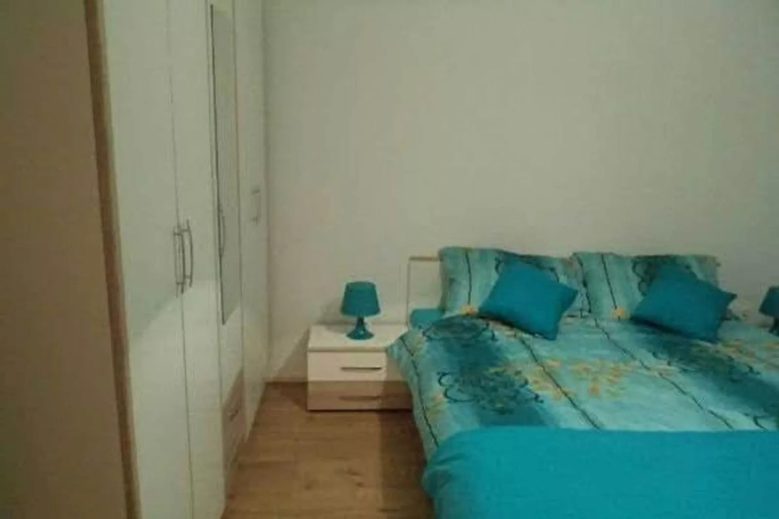 Apartment Ugljanski gusari - Two Bedroom Apartment with Balcony and Sea view-Bedroom