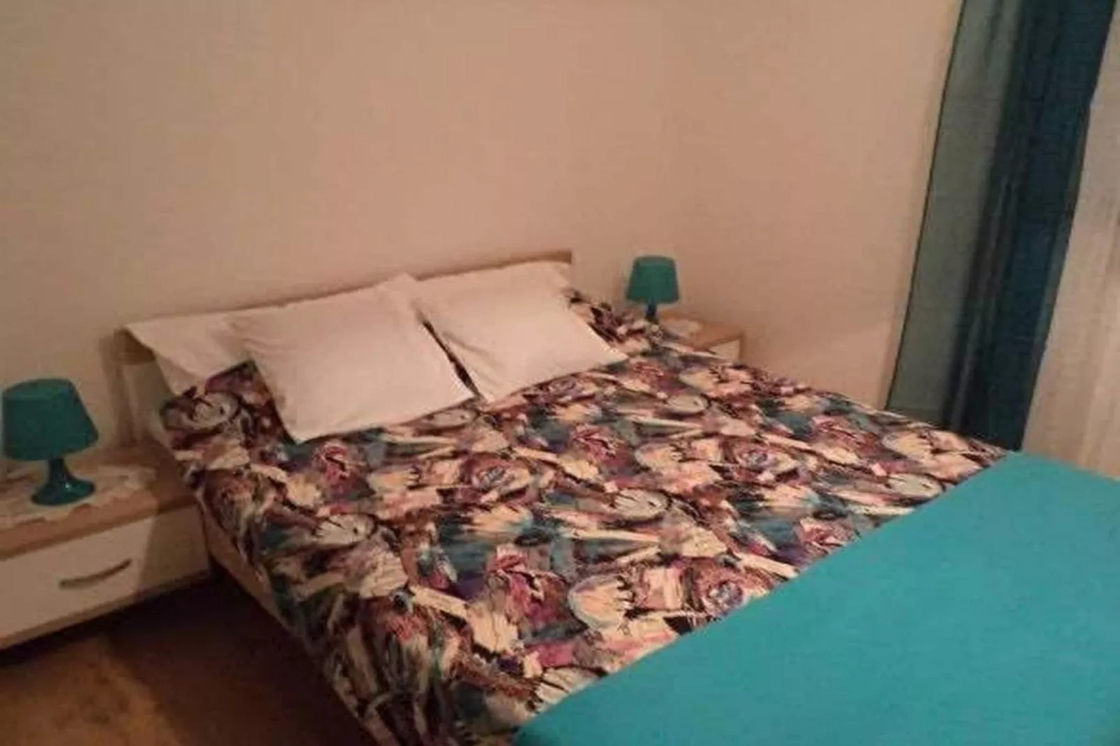 Apartment Ugljanski gusari - Two Bedroom Apartment with Balcony and Sea view-Bedroom