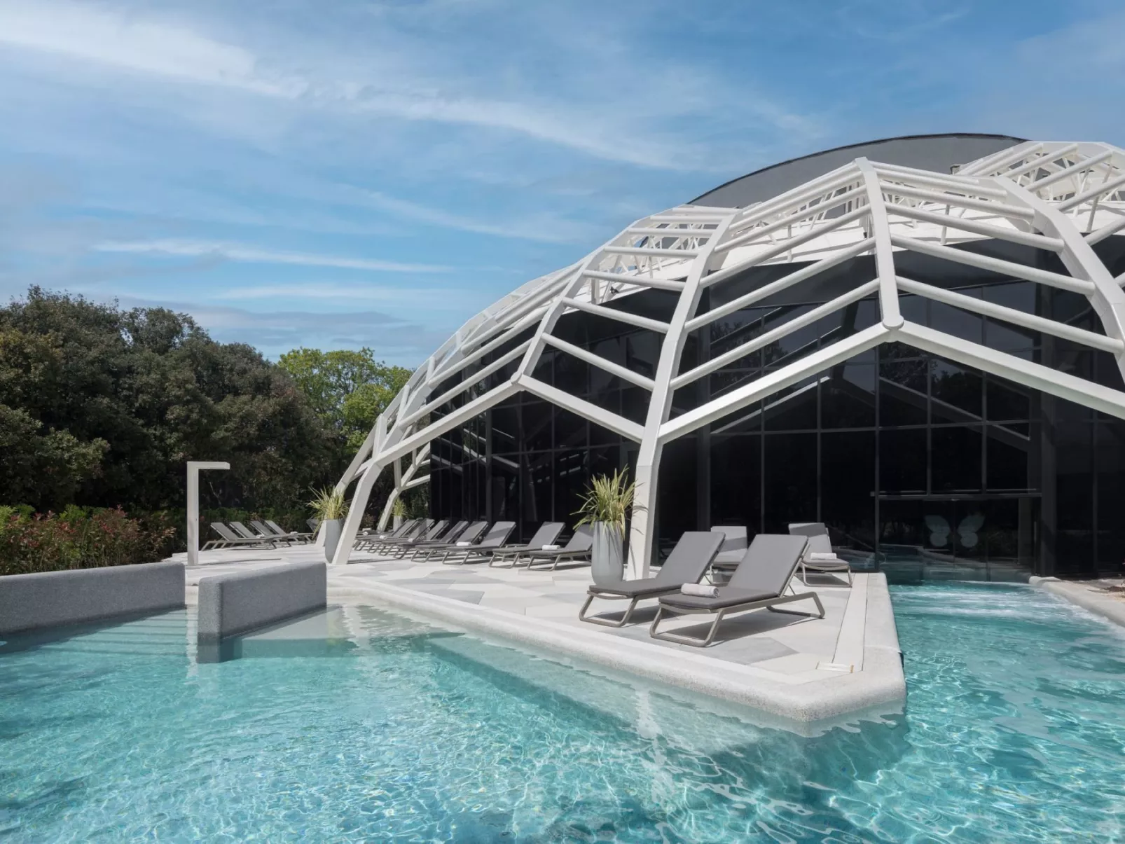 Luxury Beachfront Villa Porto Bus-Outside