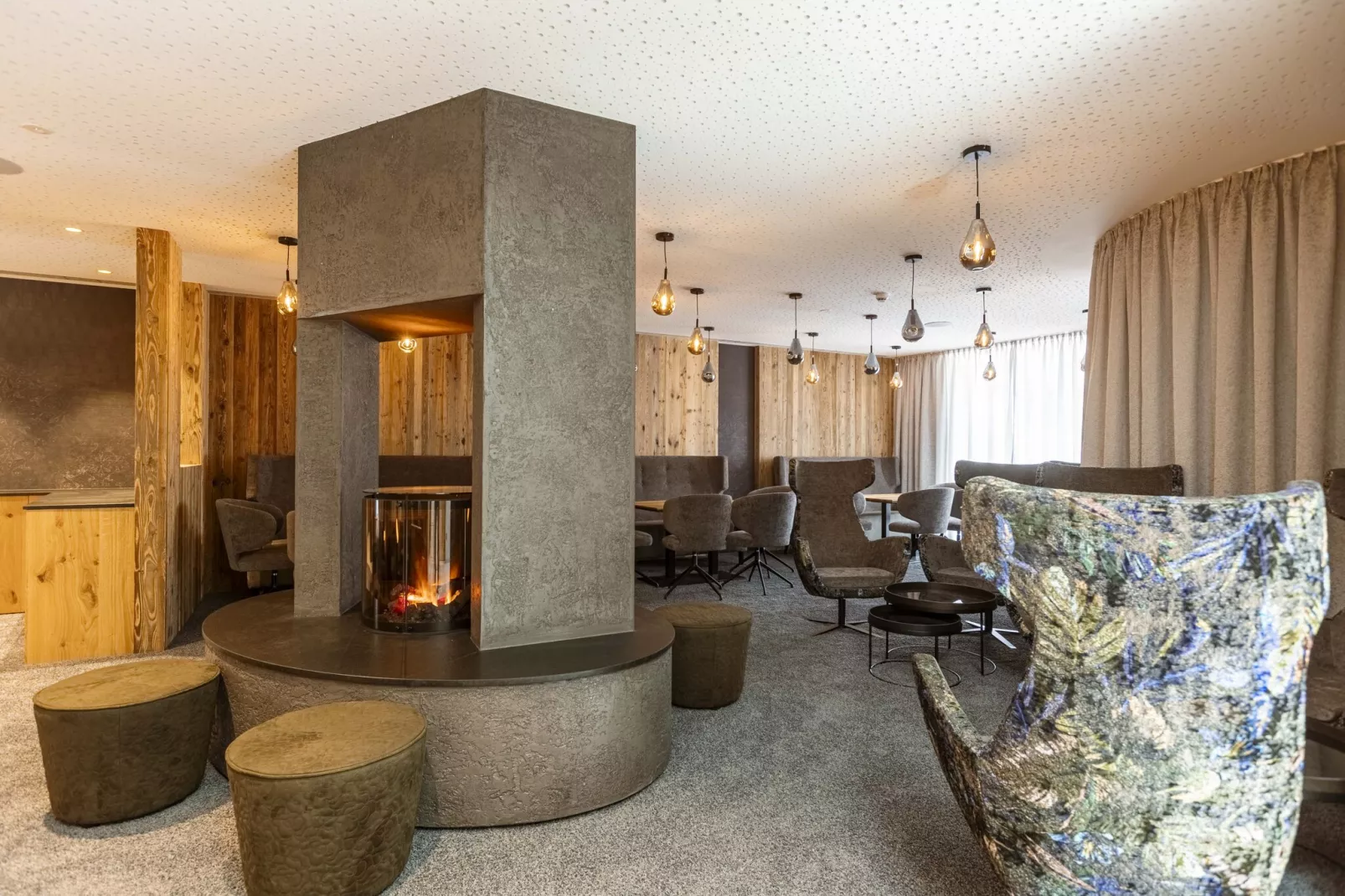 Zillertal Suites 11-Reception hall