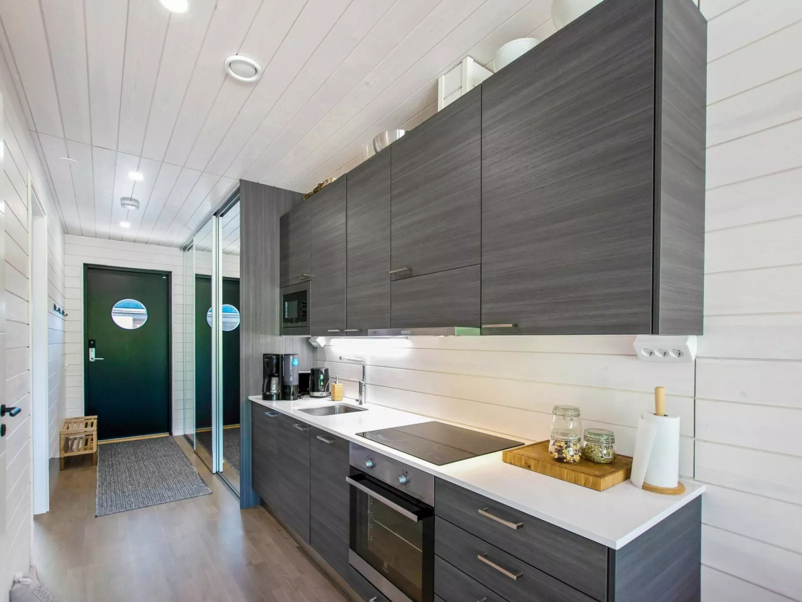 Kasnäs marina b12-Inside