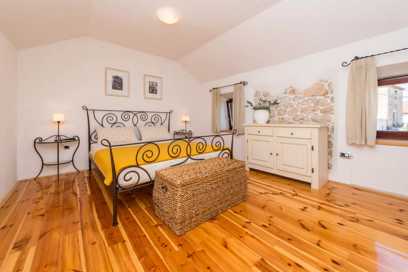 House Romanca-Schlafzimmer