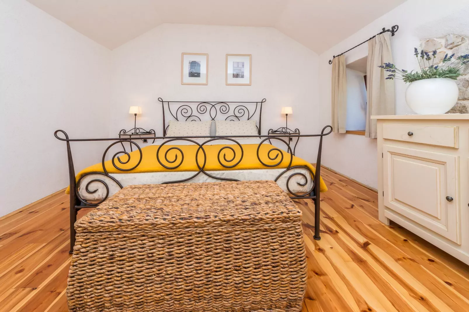 House Romanca-Schlafzimmer