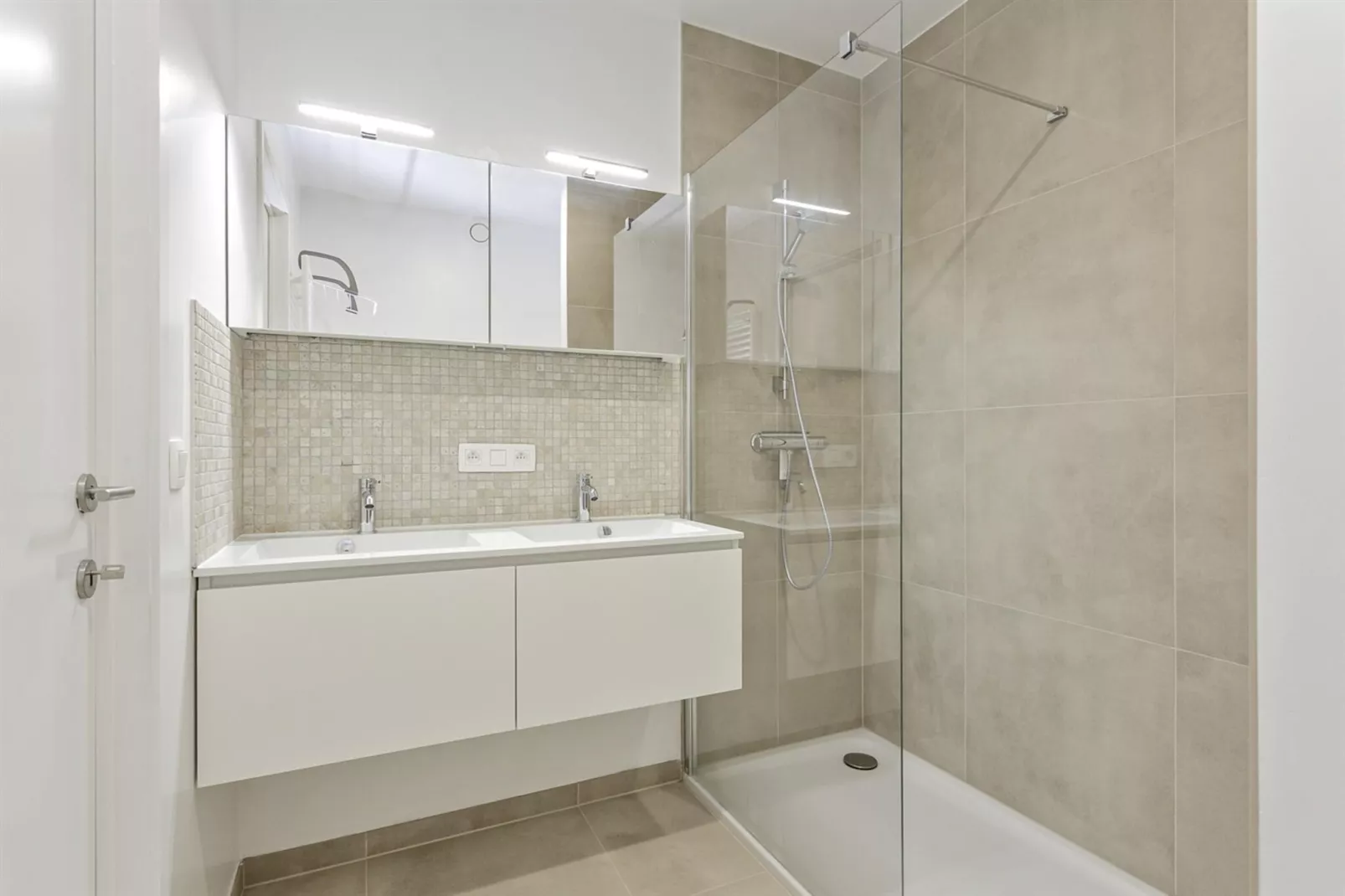 VILLA KARMEL - 43K-Bathroom