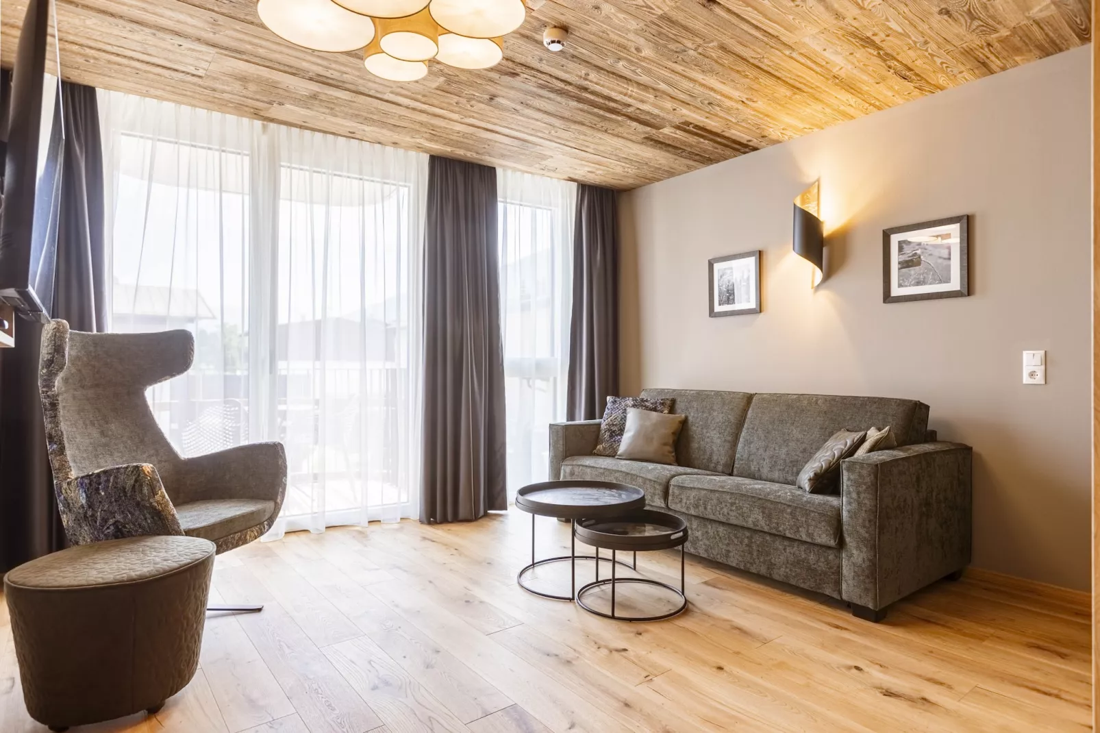 Zillertal Suites 6-Floor plan
