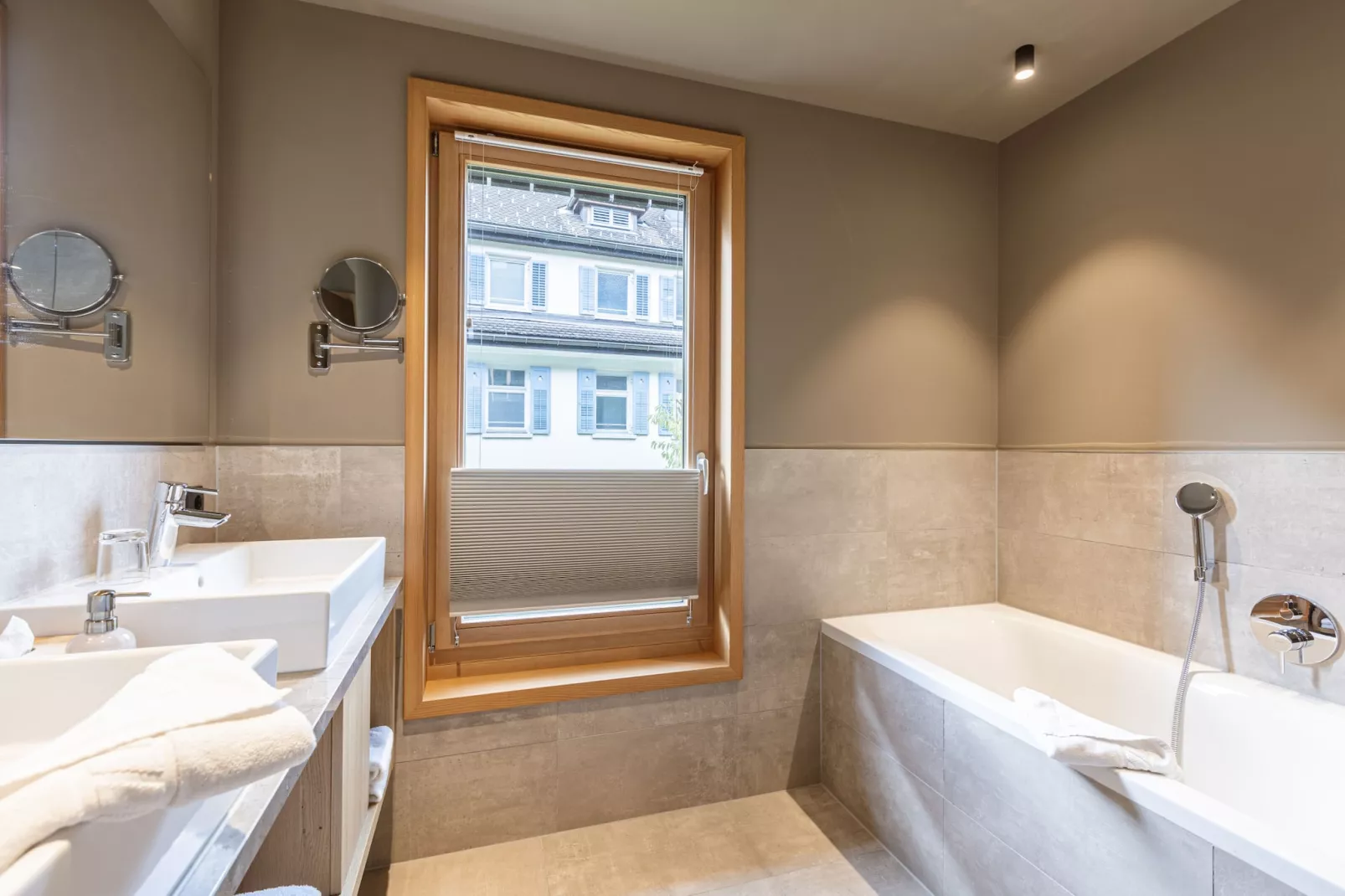 Montafon Suites Schruns 01-Bathroom