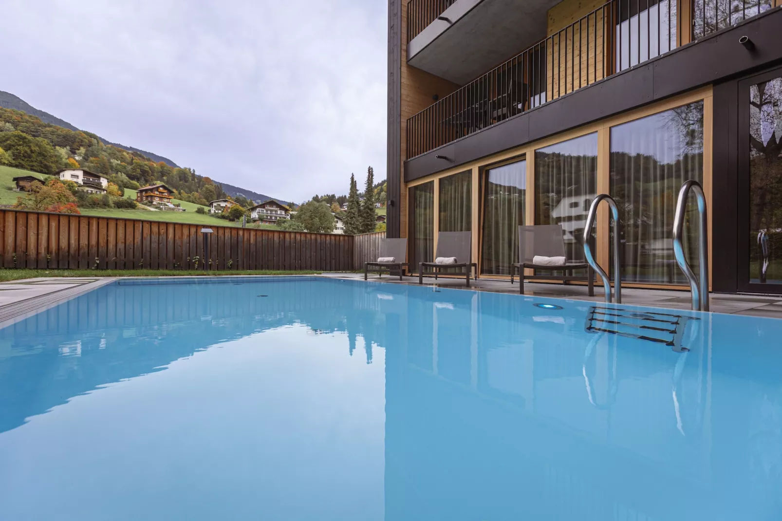 Montafon Suites Schruns 01-Pool
