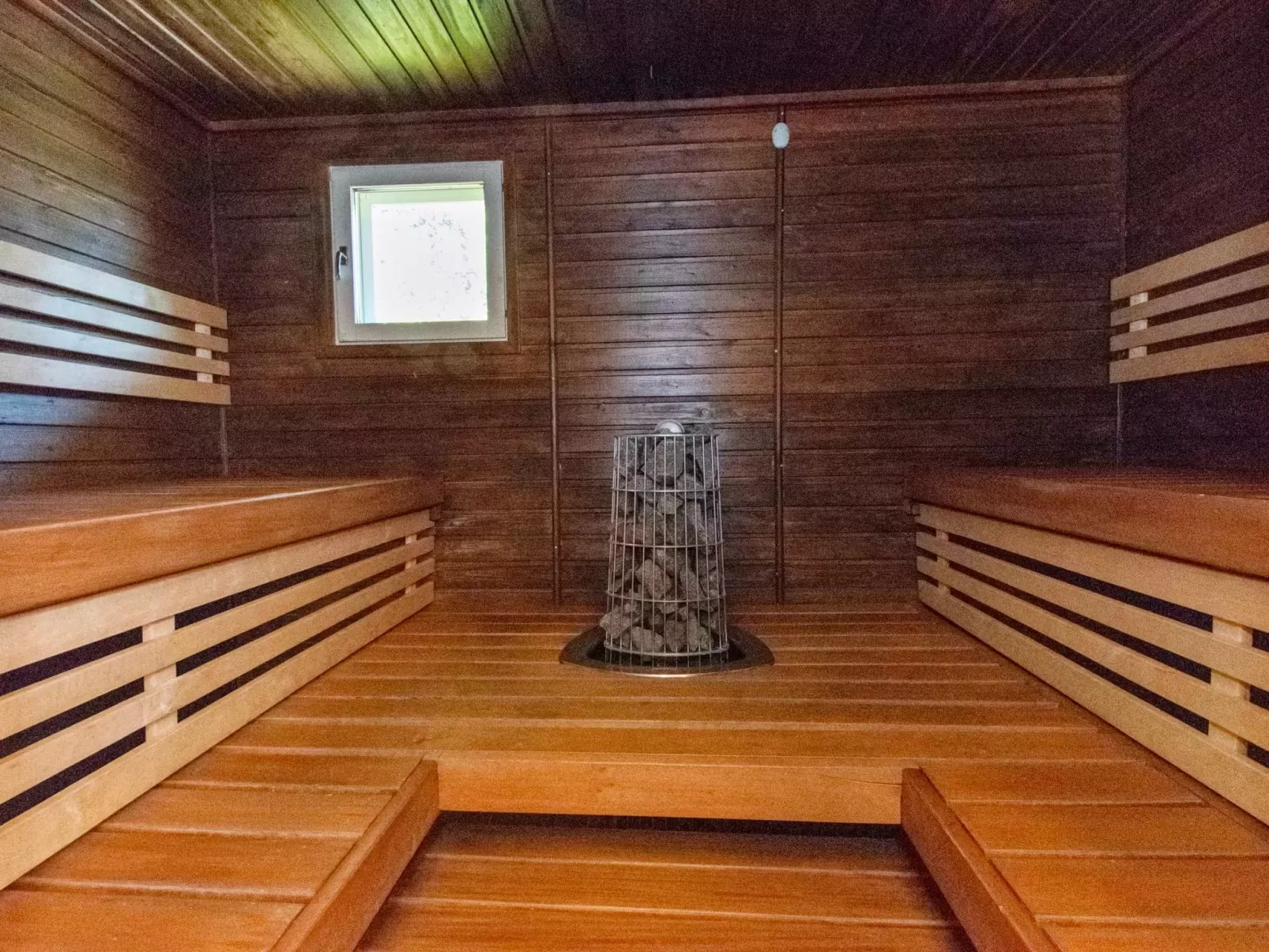 Urupää b 6-Inside