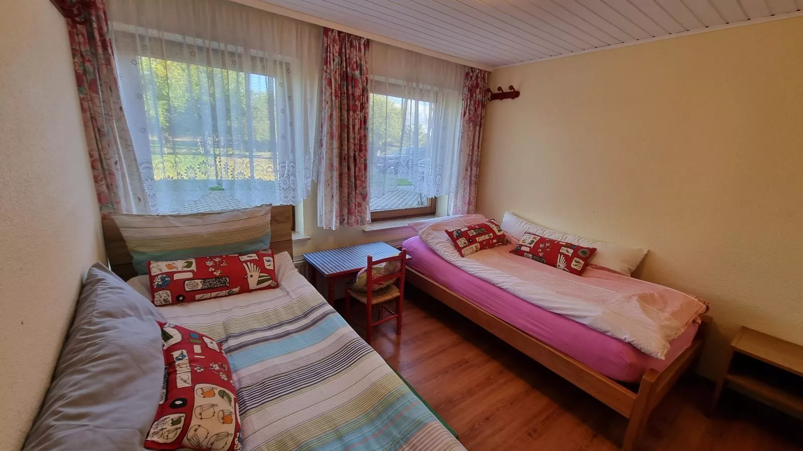 Pugholz XL-Schlafzimmer