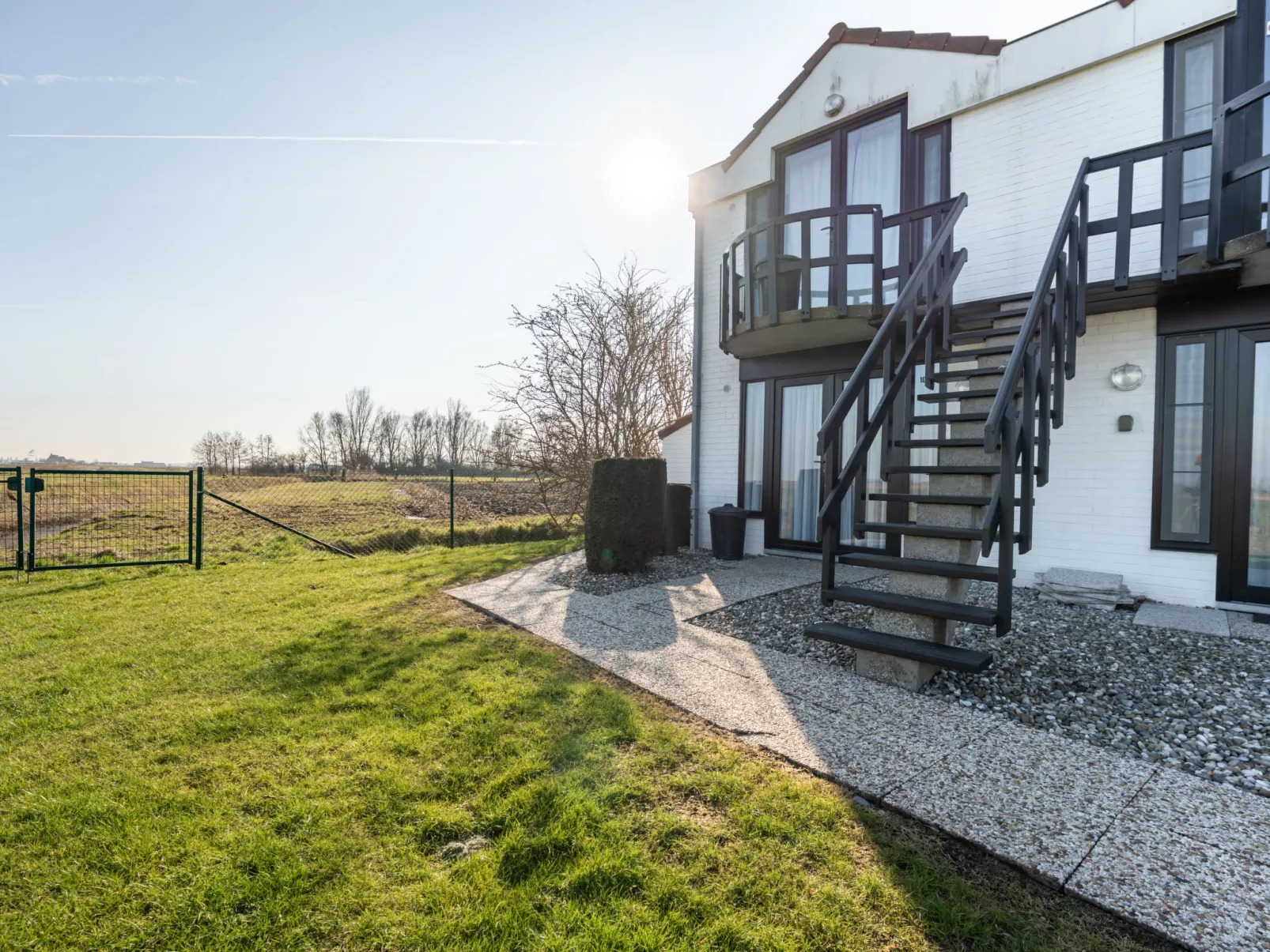 Sirius with parking and shared pool-Outside