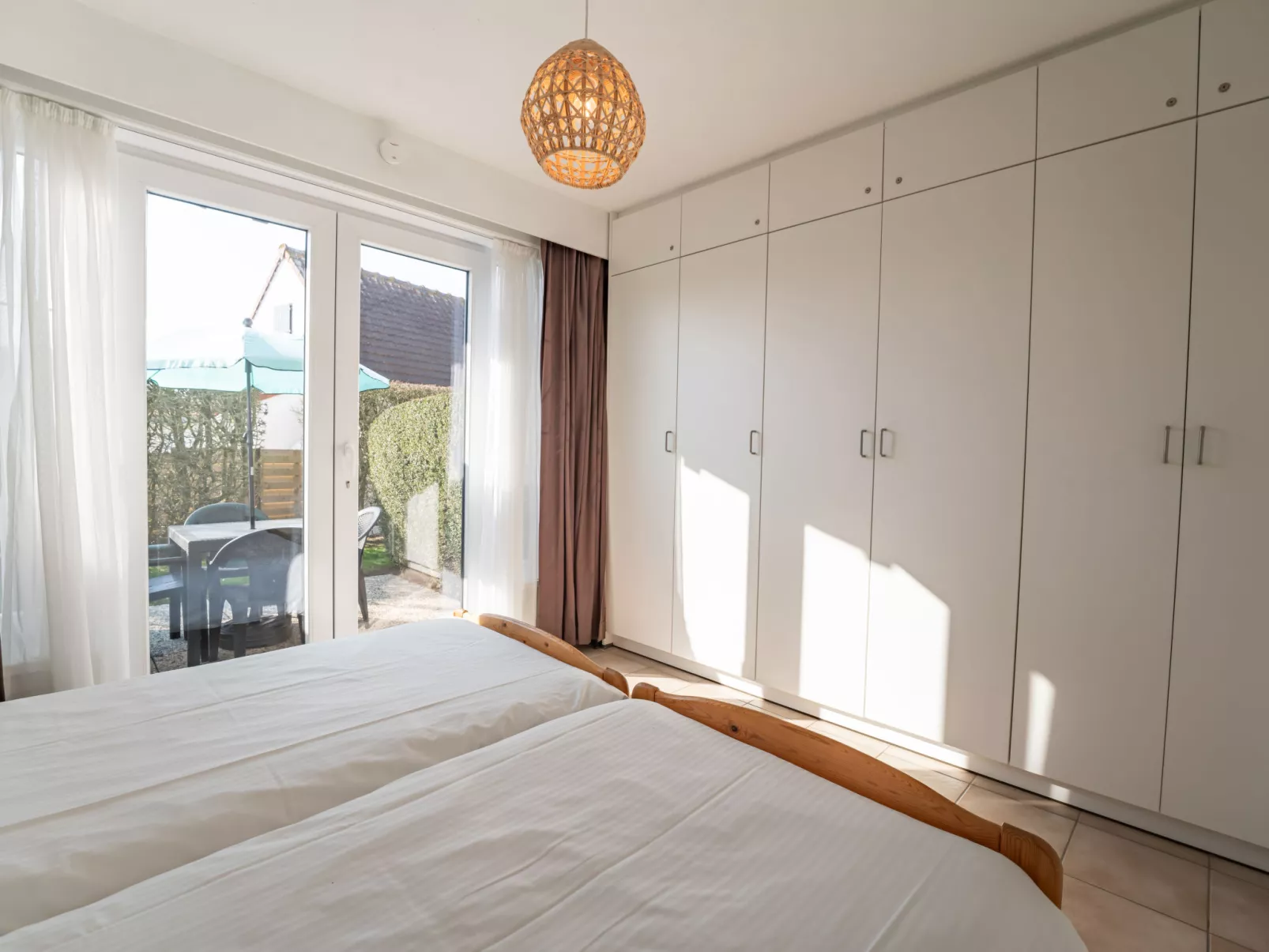 Sirius with parking and shared pool-Inside