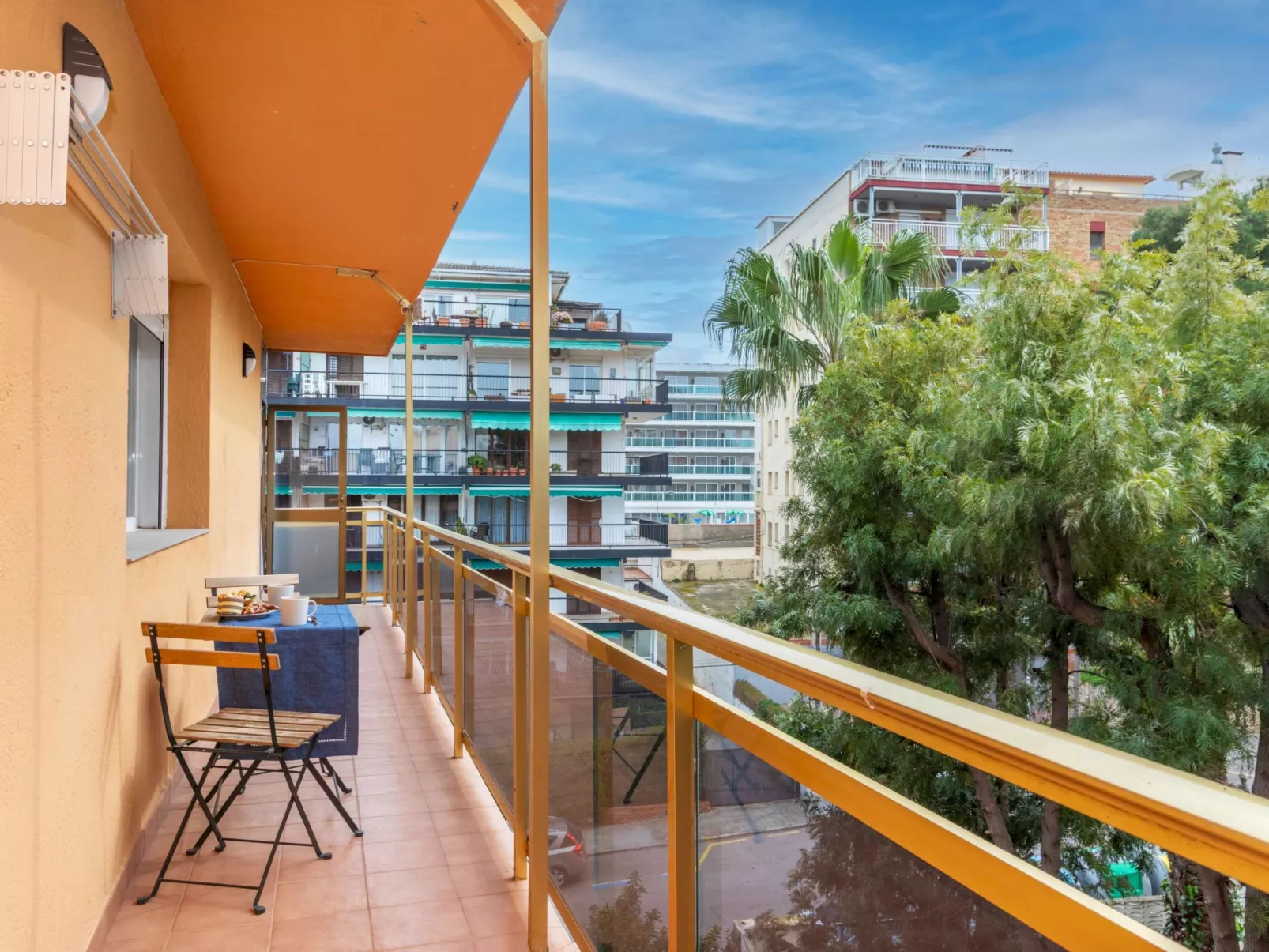Costa Brava-Outside
