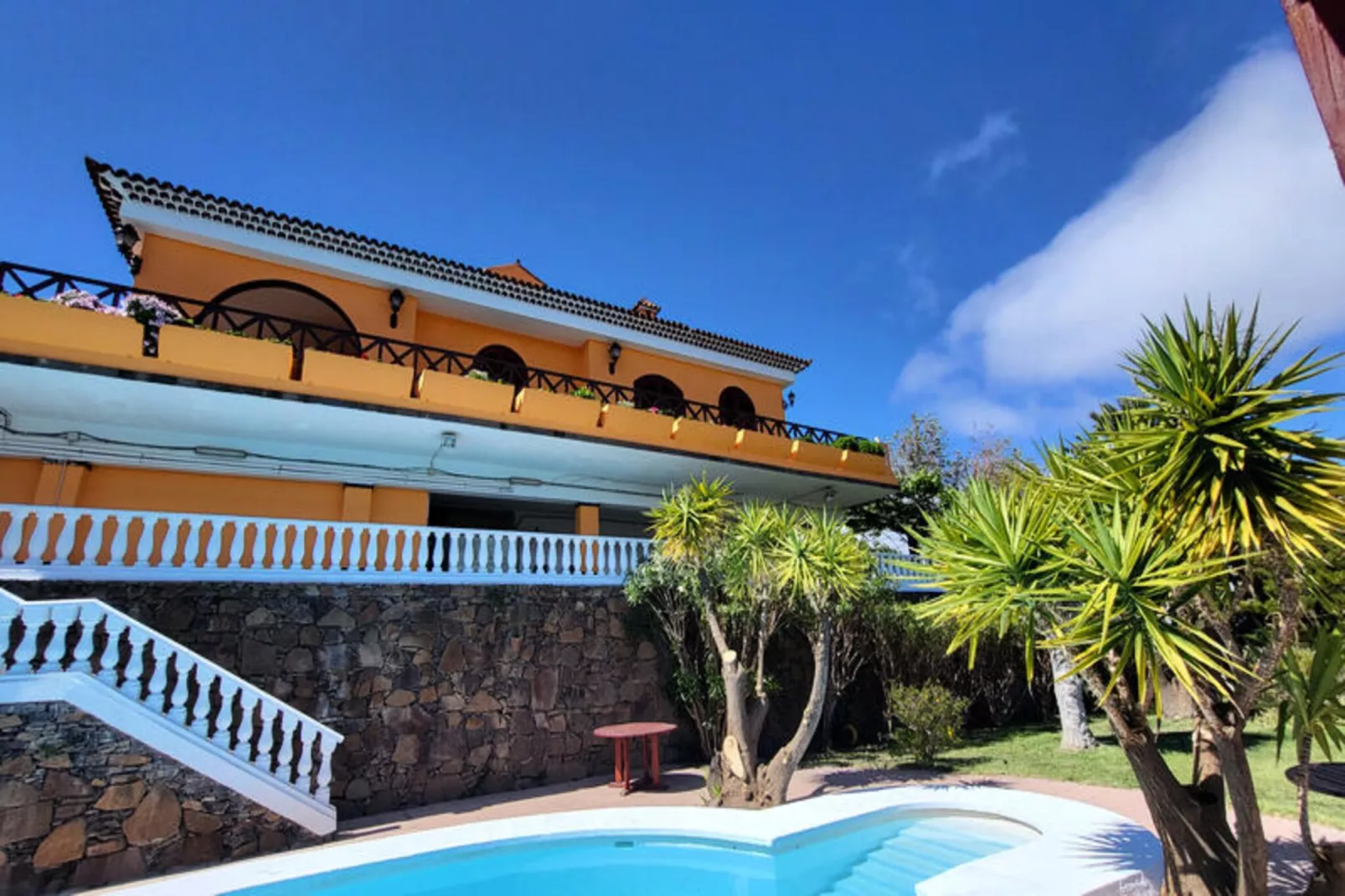 Chalets à Tejeda-Image-tags.