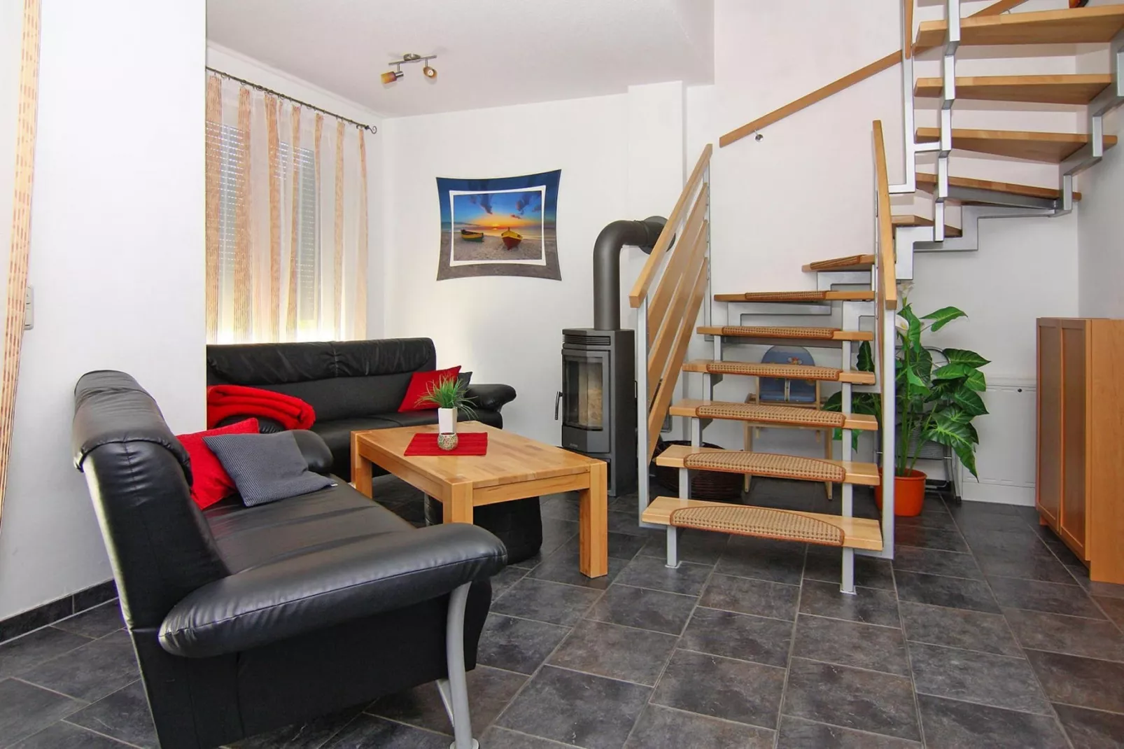 Doppelhaushälfte in Neuendorf-Living room