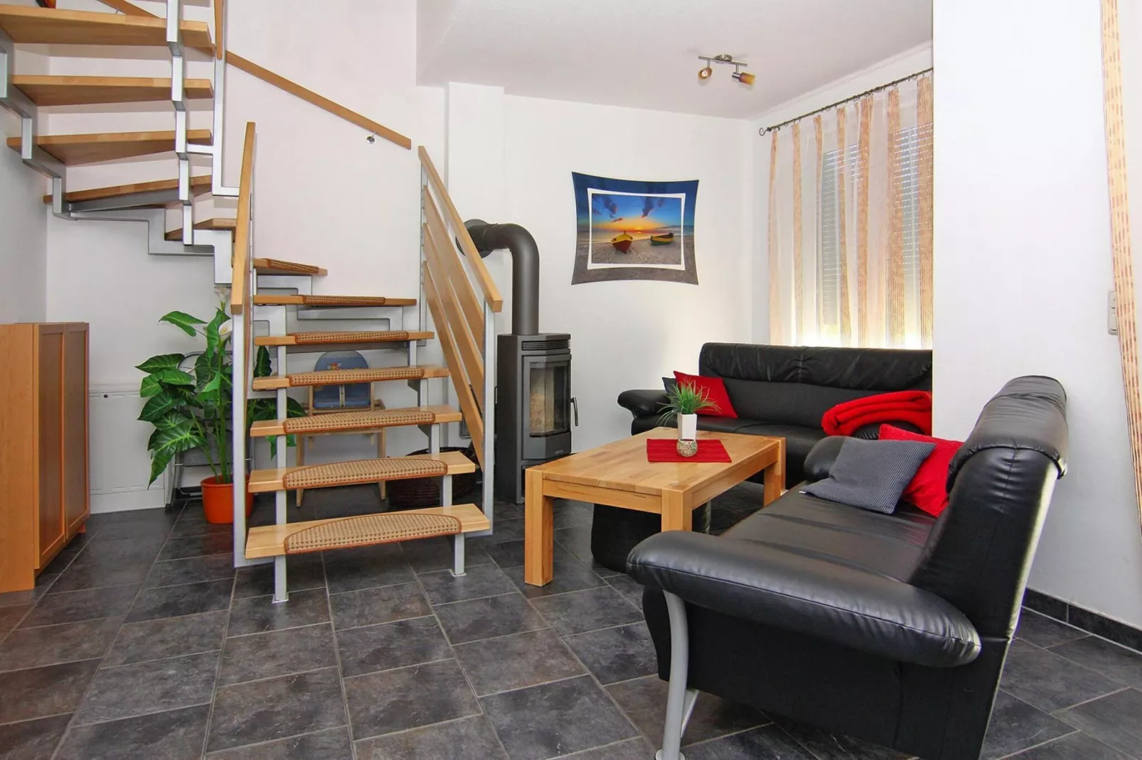 Doppelhaushälfte in Neuendorf-Living room