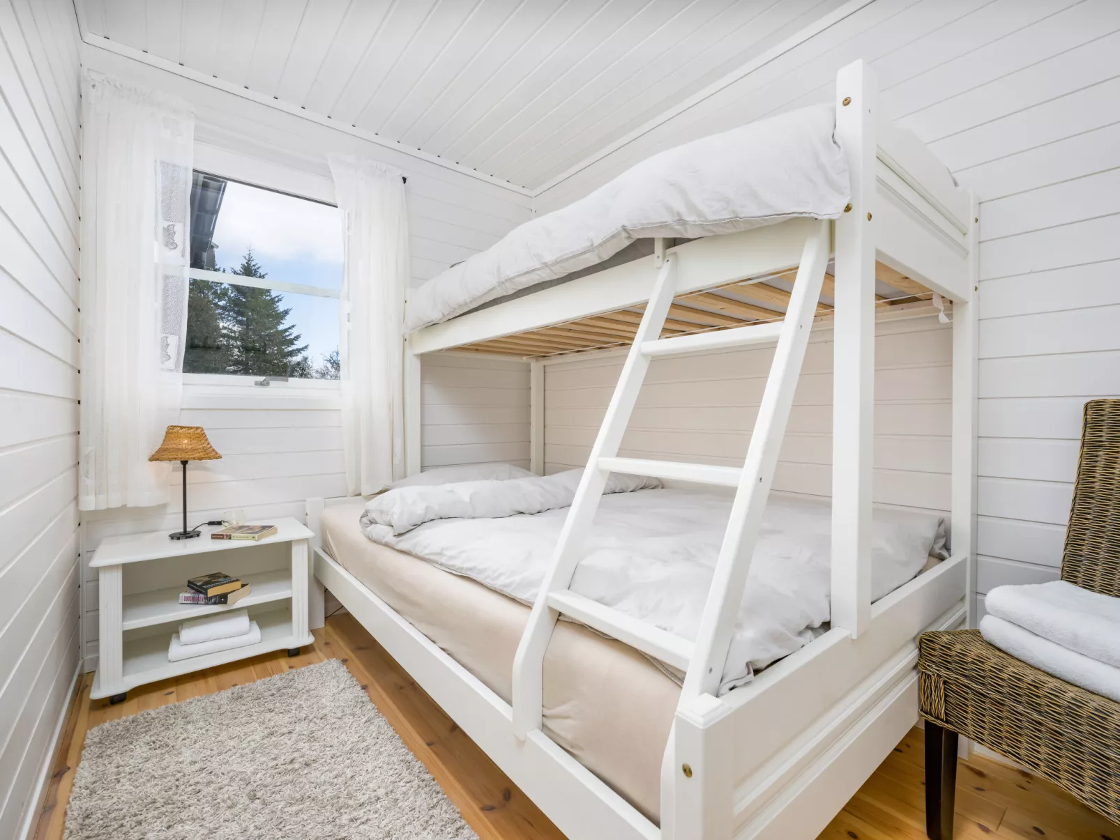 Sjøbuvågen-Inside