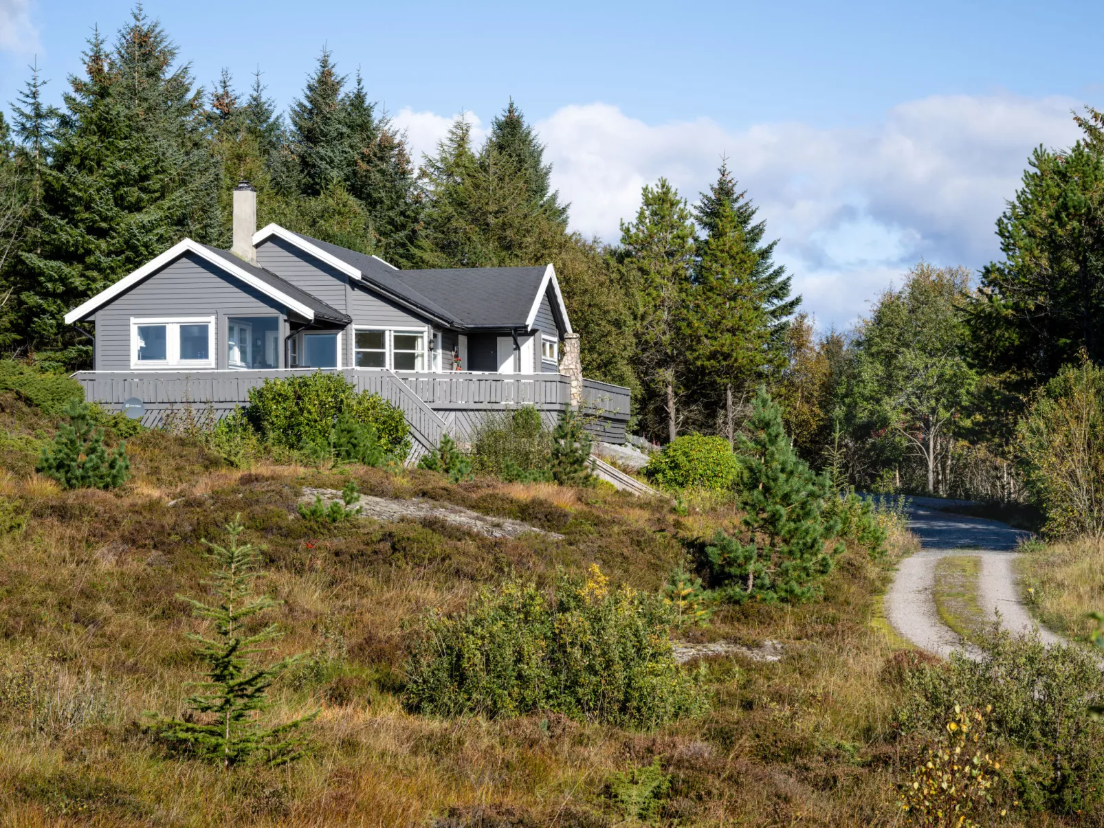 Sjøbuvågen-Outside