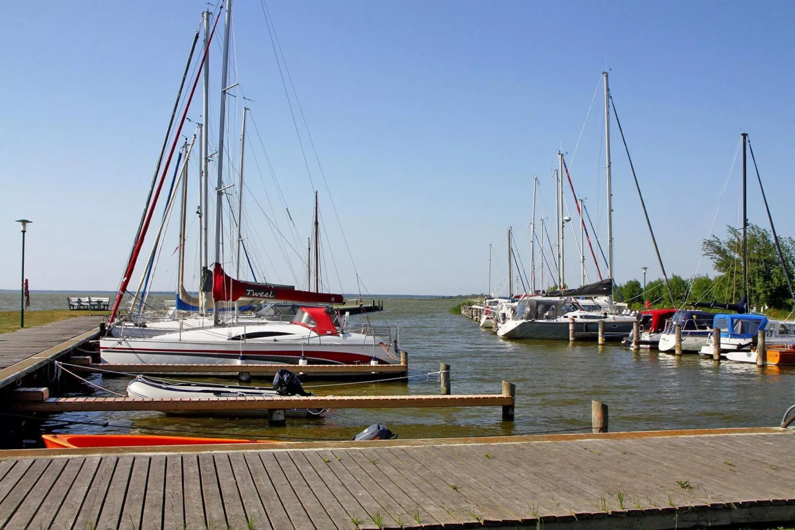 Doppelhaushälfte in Neuendorf-Areas summer 5km