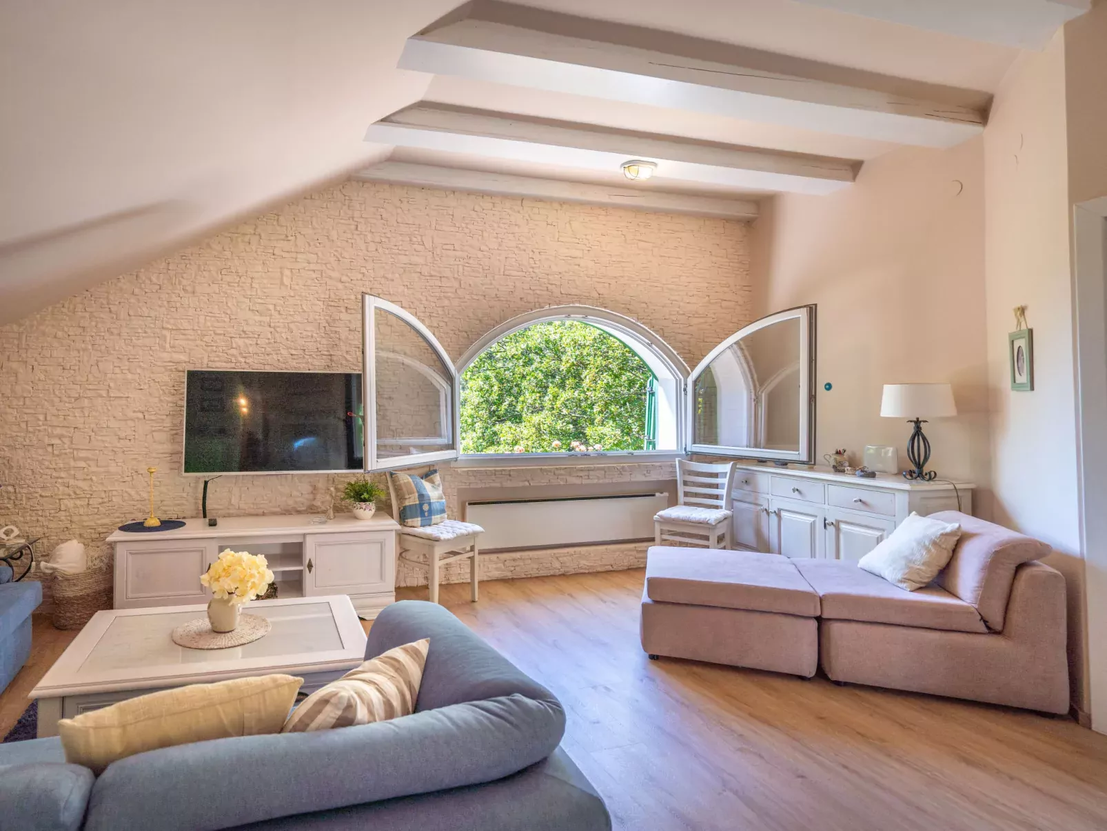 Villa Mo-Re - Inside