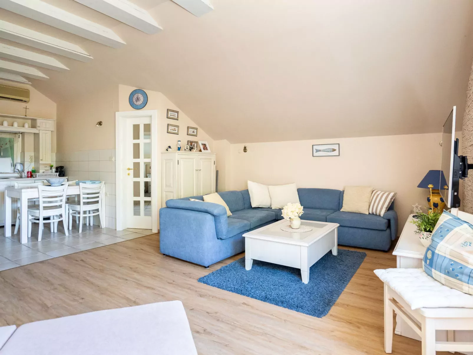 Villa Mo-Re - Inside