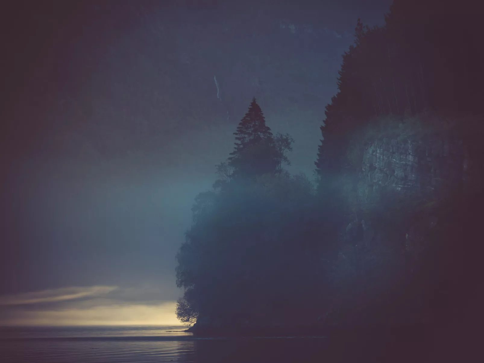 Frigg-Outside
