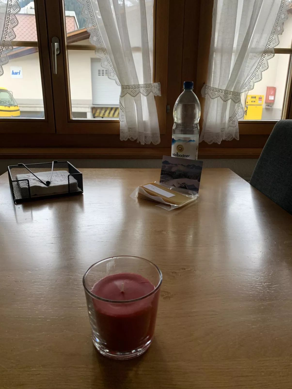Alpenglühn-Drinnen