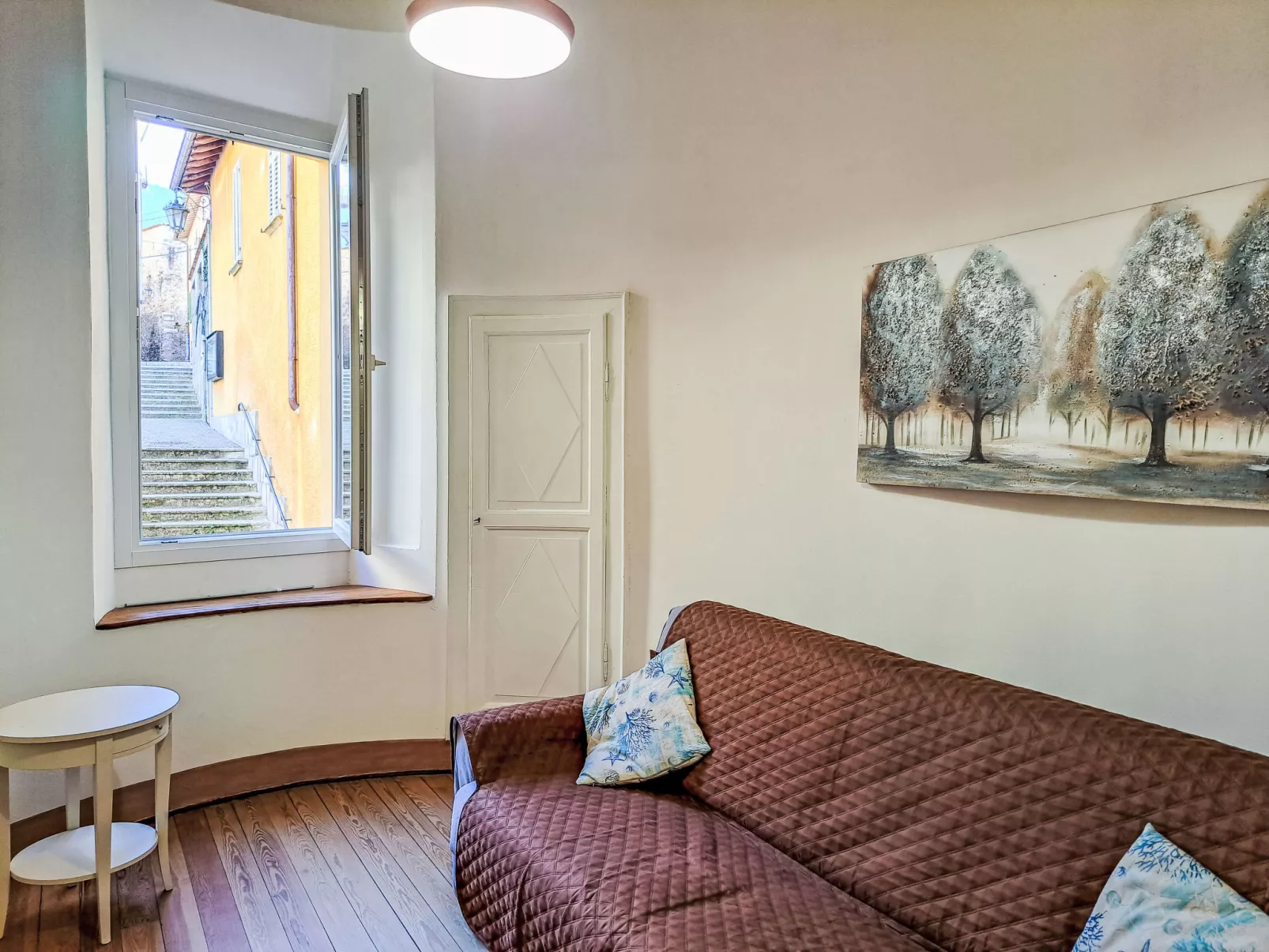 Blu - Borgo Antico-Inside