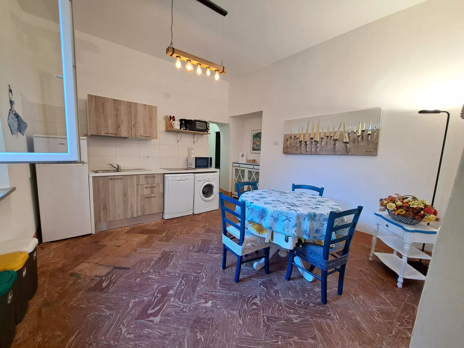 Blu - Borgo Antico-Inside
