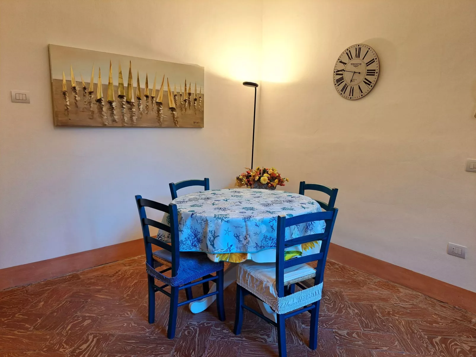 Blu - Borgo Antico-Inside