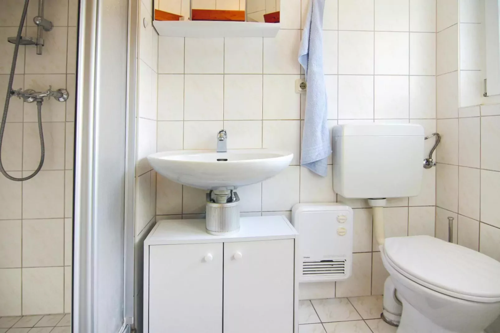 Appartementhaus Kathrin Wieck am Darß-2-Raum-App Typ 2-Badezimmer