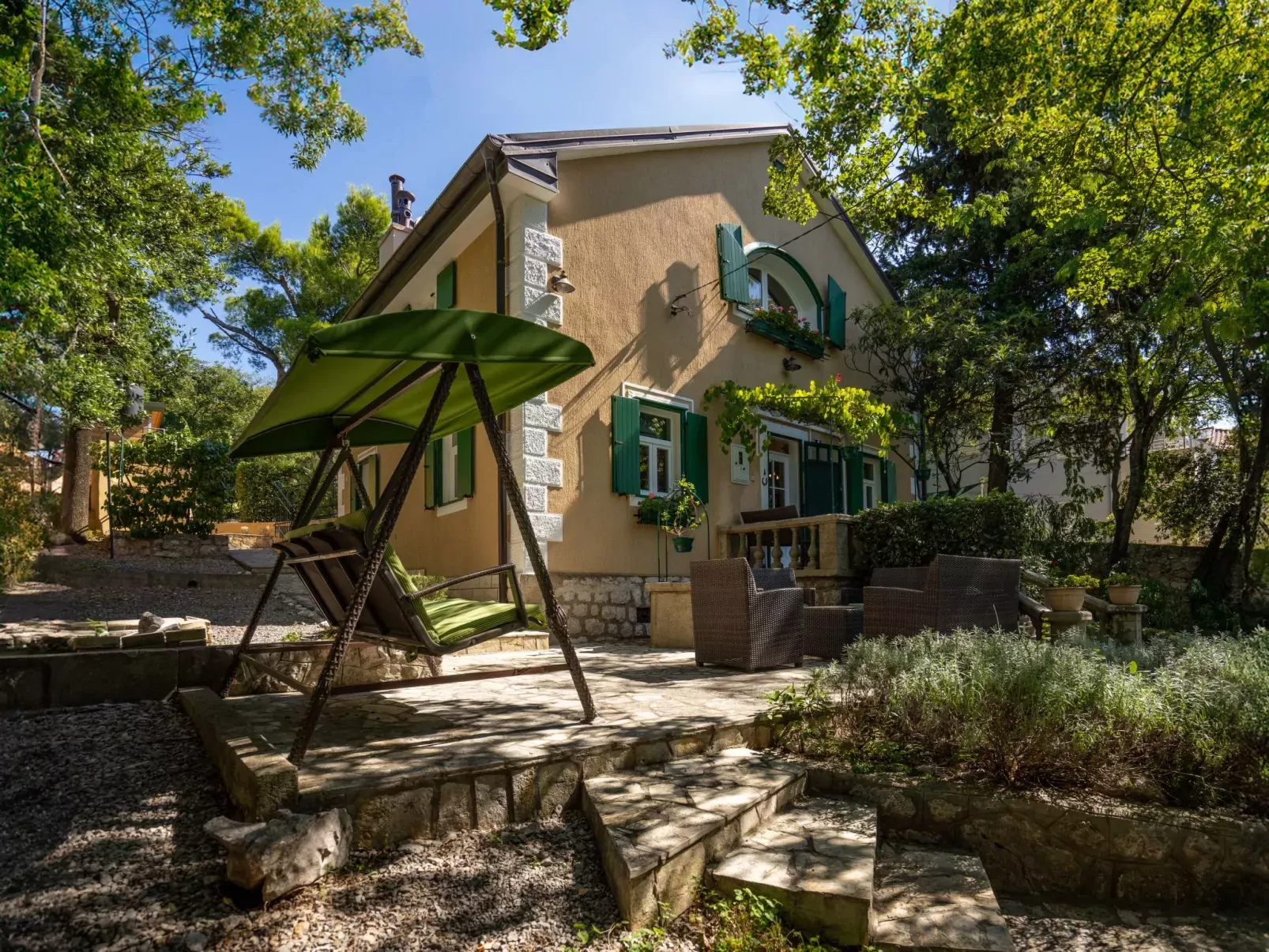Villa Mo-Re-Draußen