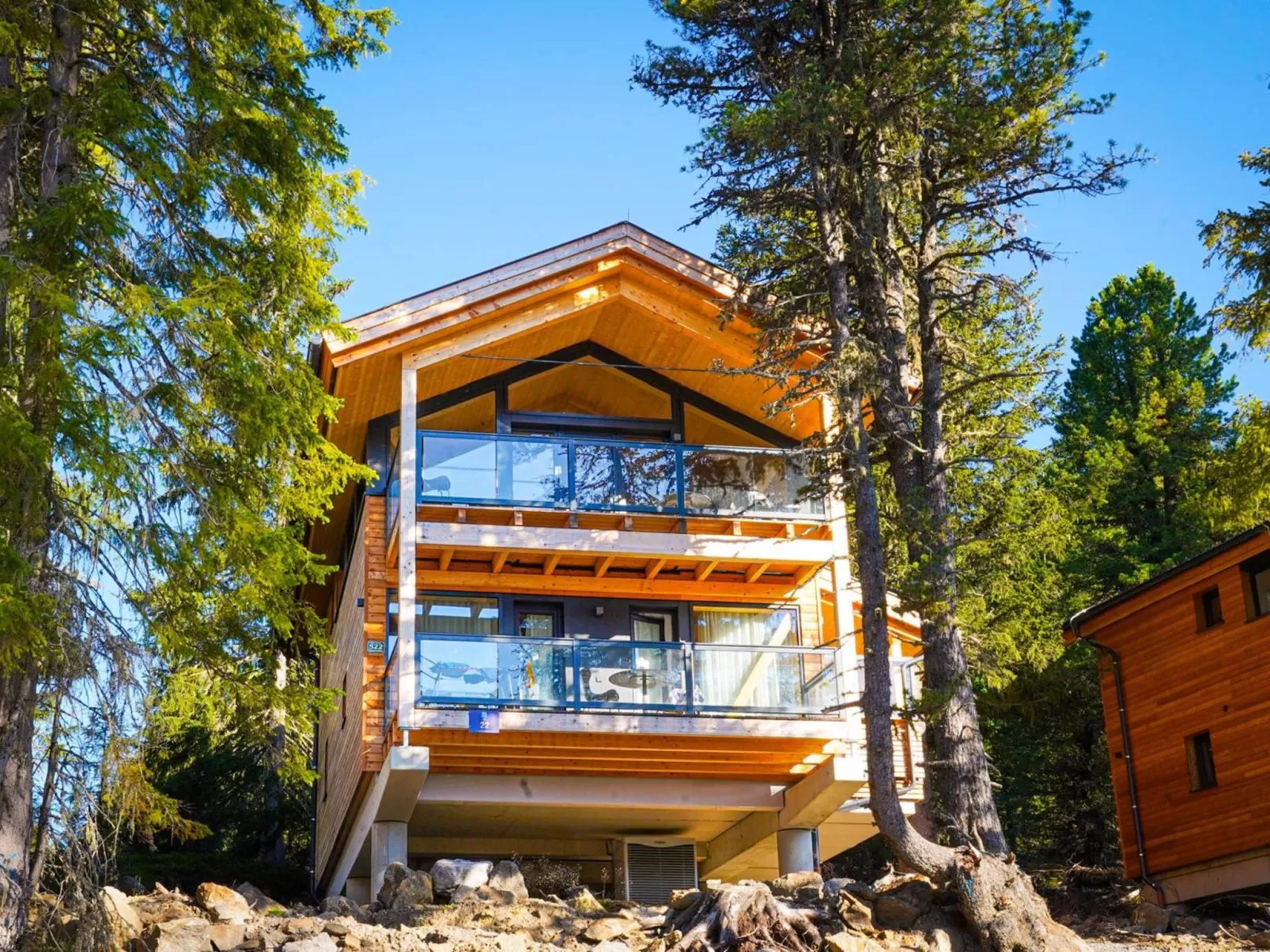 Superior #23 with Sauna & Hot Tub - 10469790