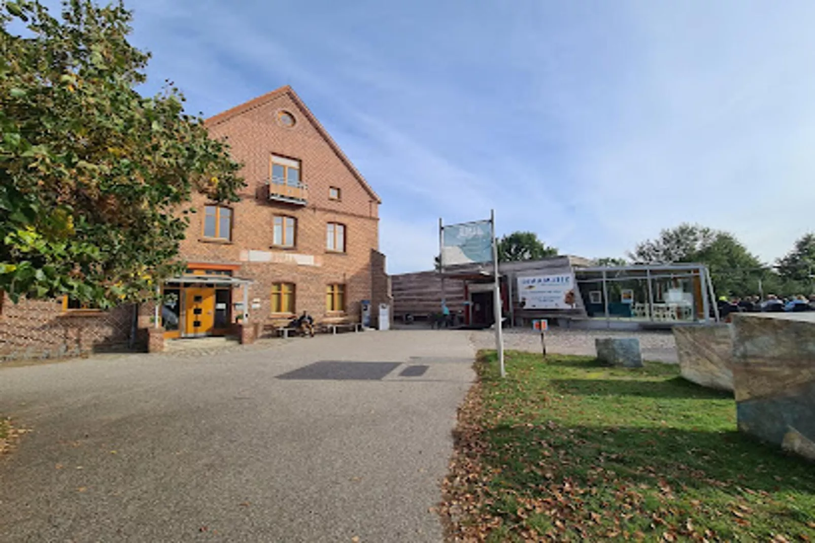 Ferienwohnung in Wieck am Darß-60 qm 3 Pers-Exterior summer