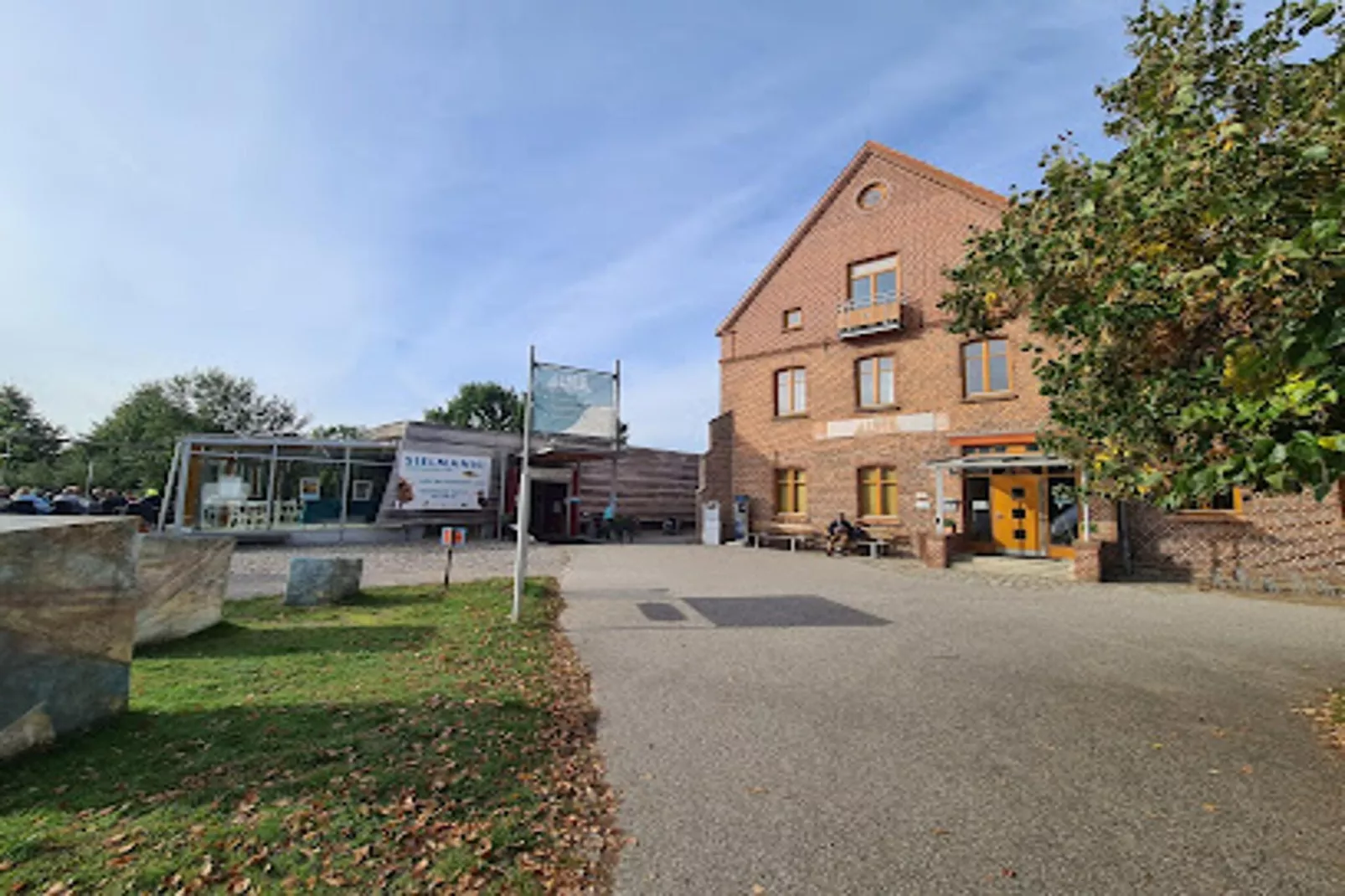 Ferienwohnung in Wieck am Darß-60 qm 3 Pers-Exterior summer